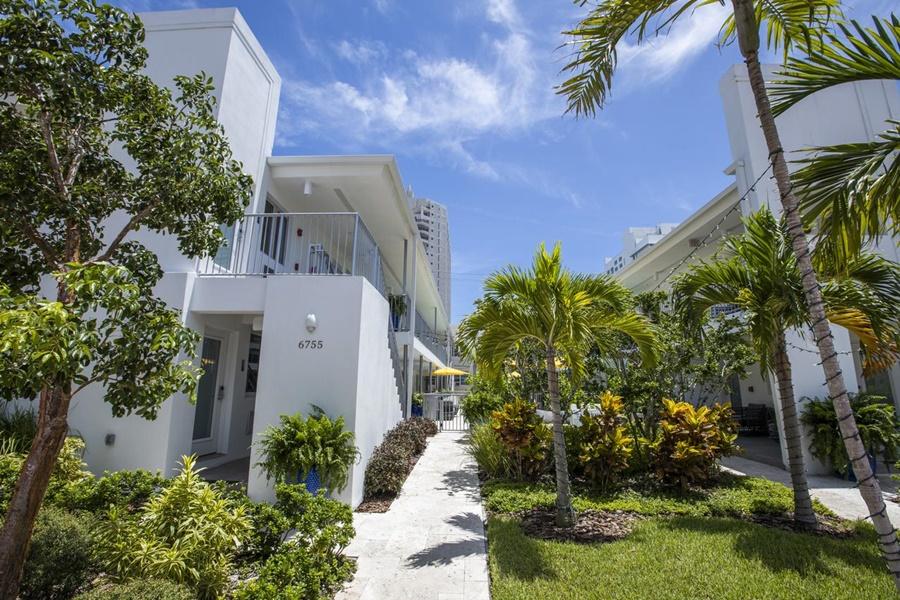 Waterside Hotel And Suites Miami Beach Exterior photo