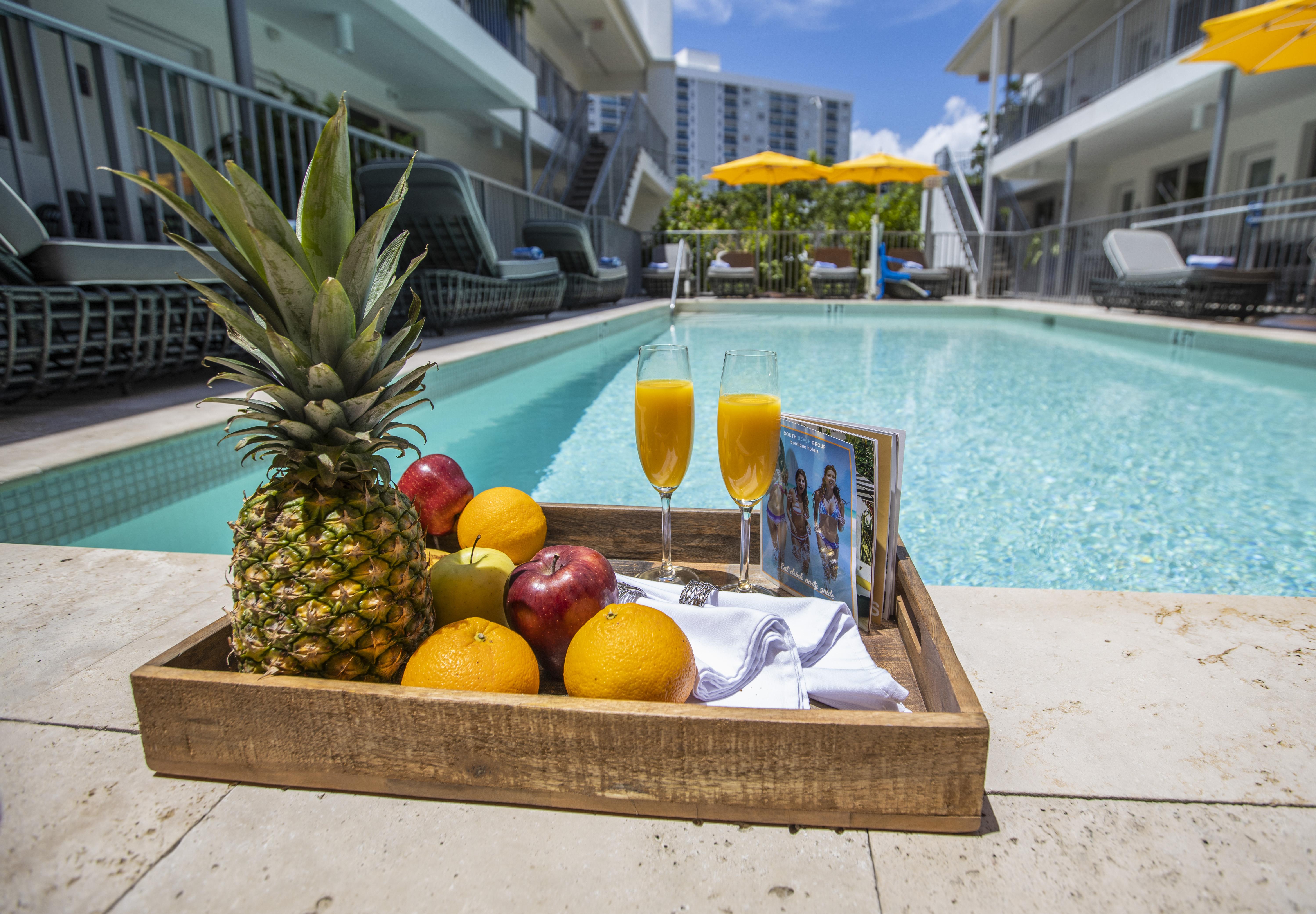 Waterside Hotel And Suites Miami Beach Exterior photo