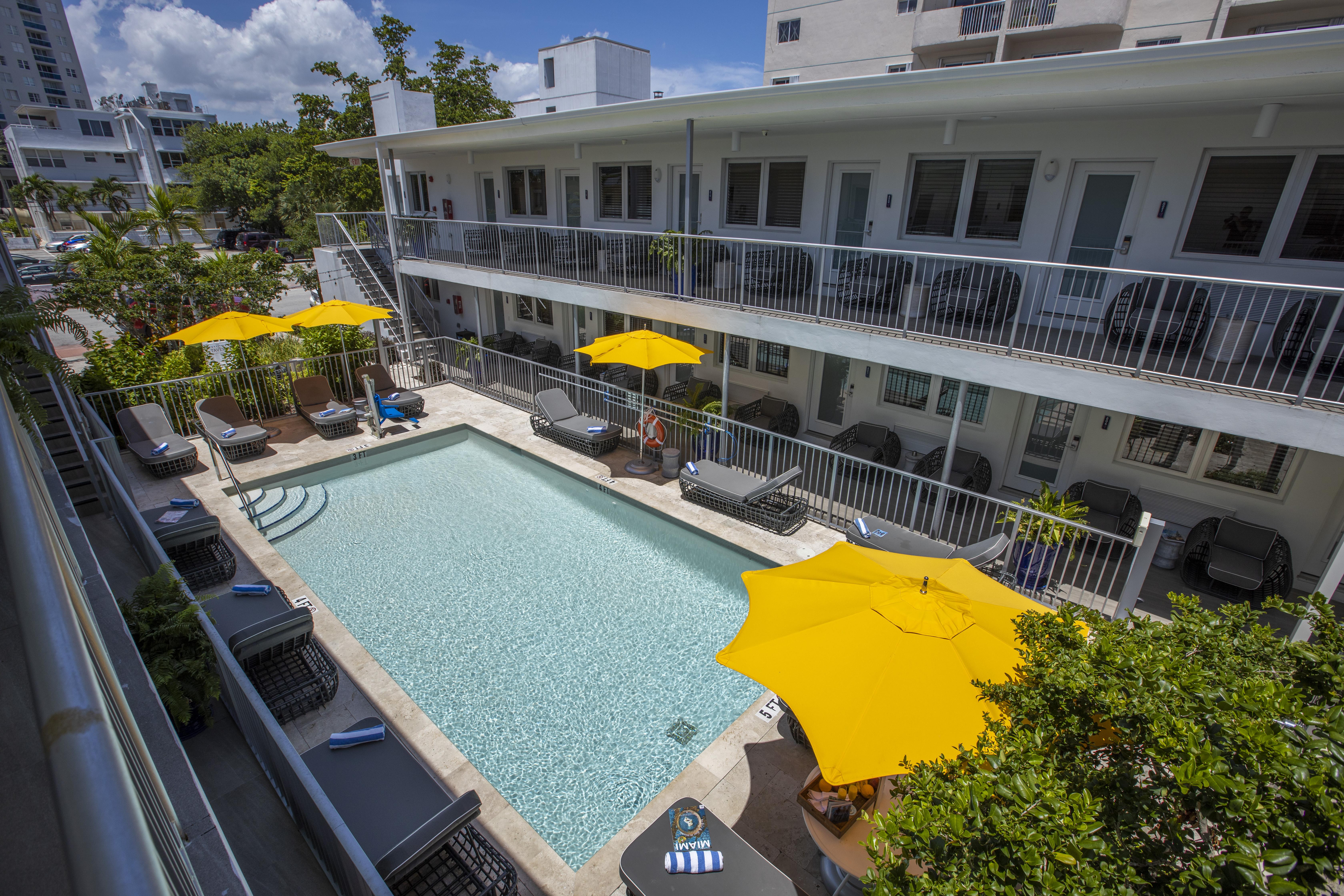 Waterside Hotel And Suites Miami Beach Exterior photo