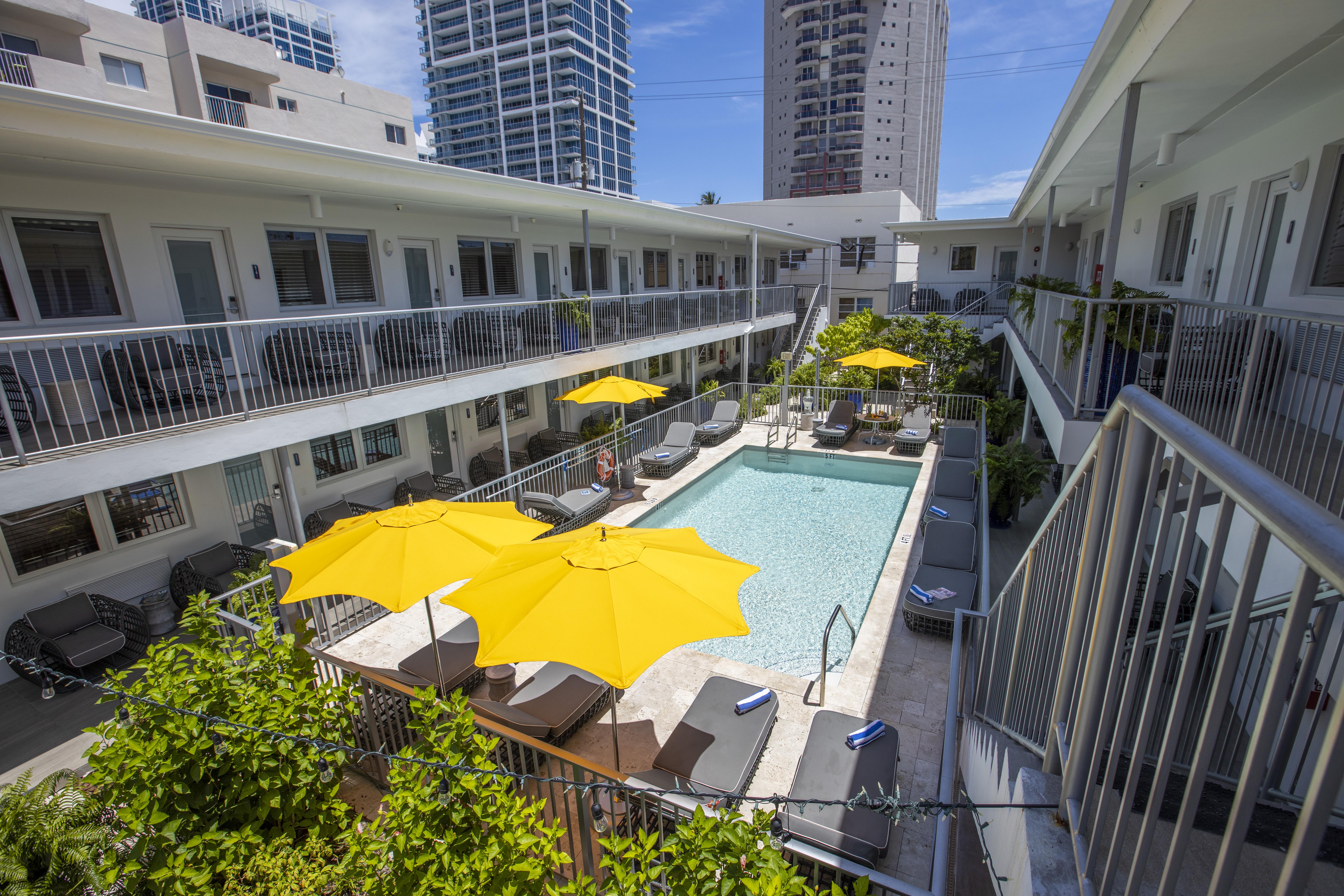 Waterside Hotel And Suites Miami Beach Exterior photo