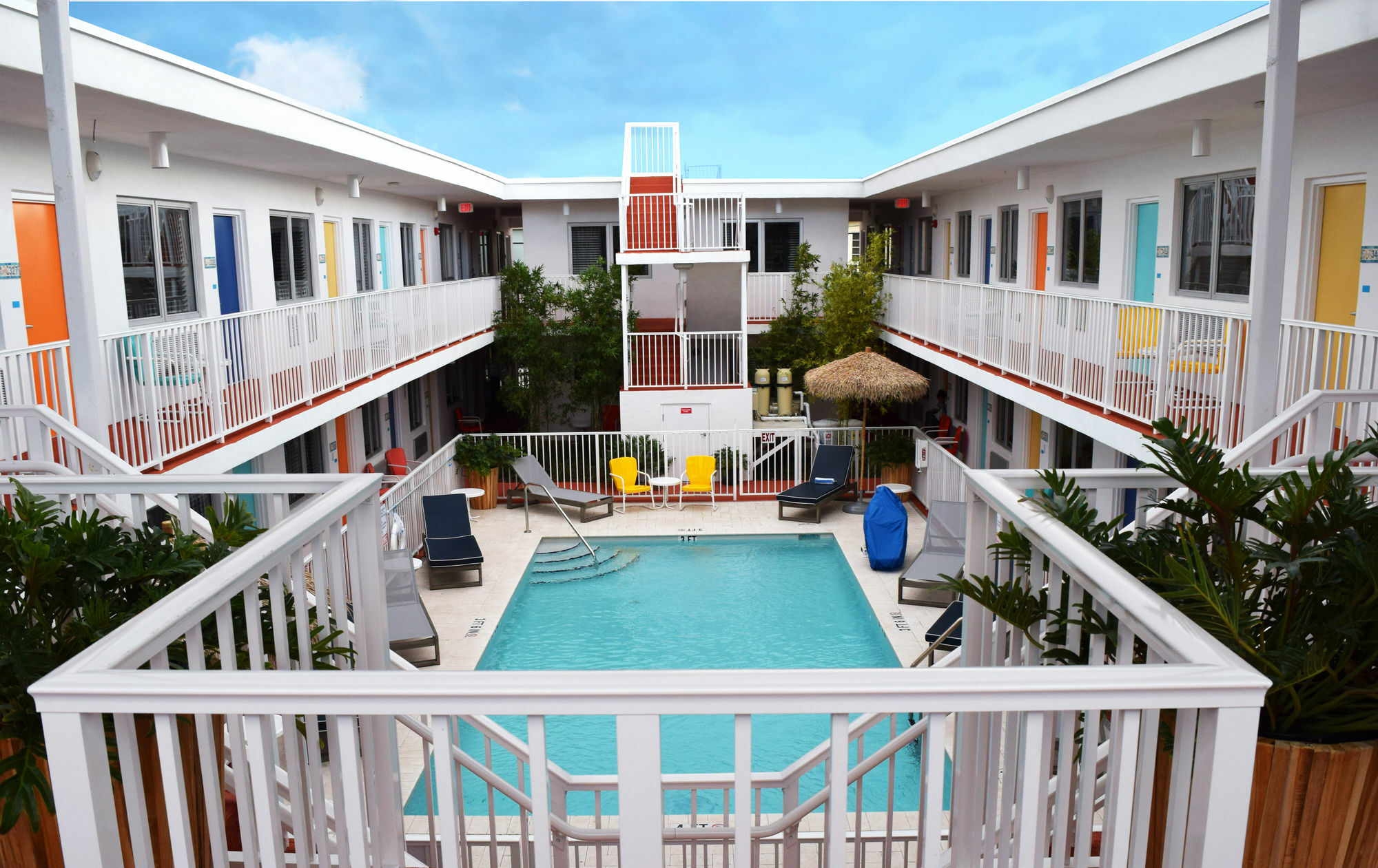 Waterside Hotel And Suites Miami Beach Exterior photo