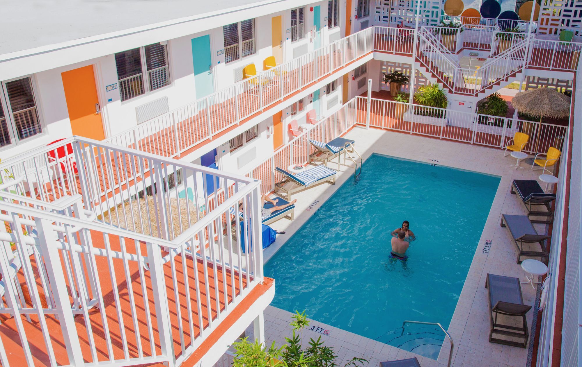 Waterside Hotel And Suites Miami Beach Exterior photo